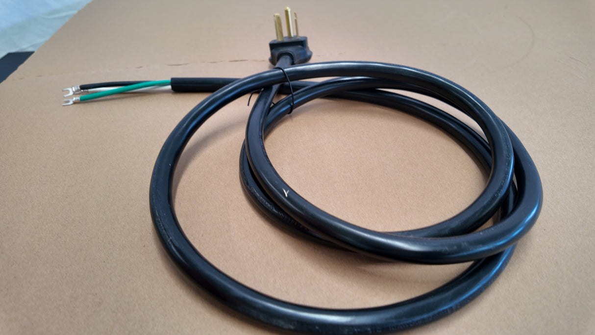 Power Cord with NEMA 5-30P (125V/30A)