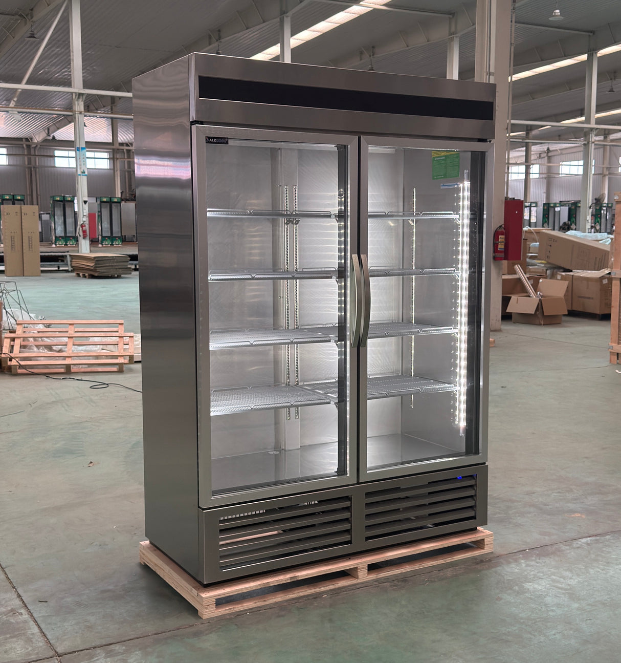 Side Angle – GDR55H Upright Commercial Fridge for Restaurants