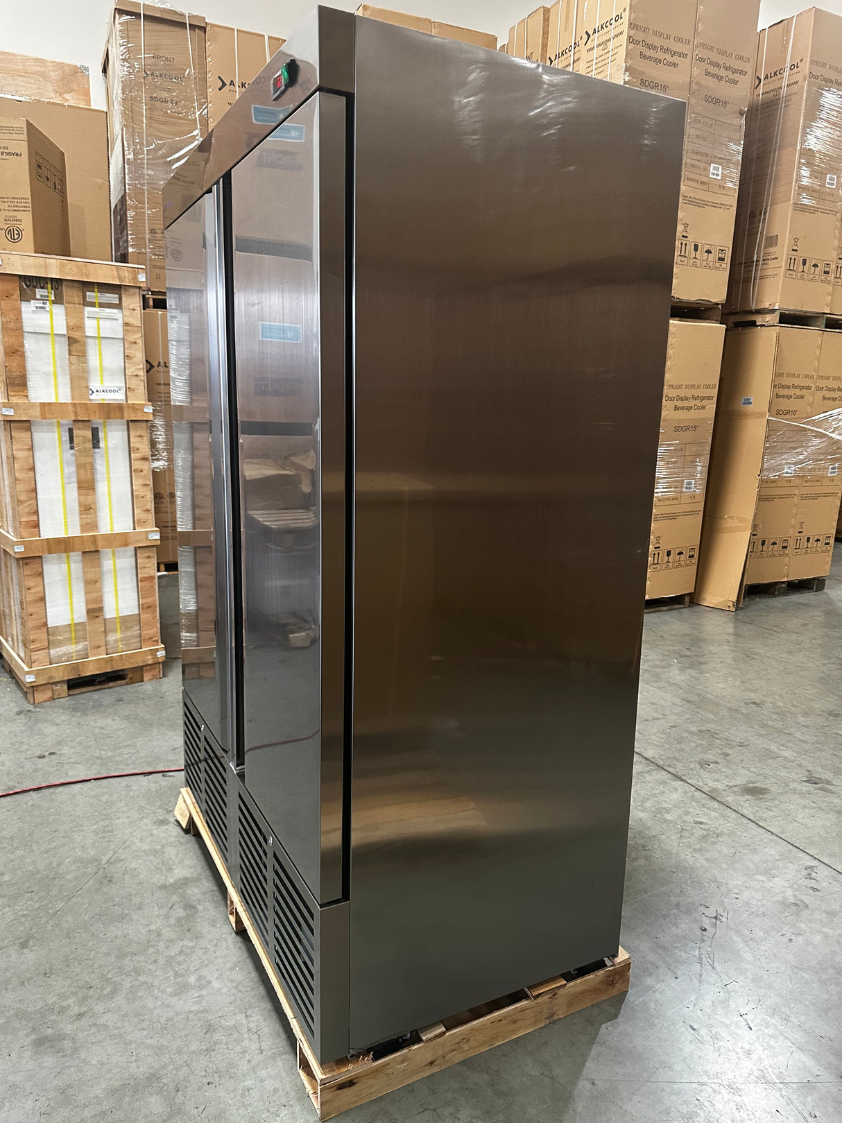 46 Commercial Refrigerator Stainless Steel 01
