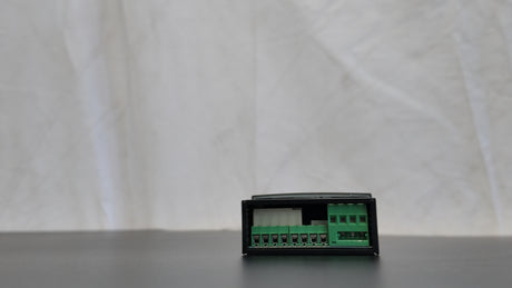 Dixell XR02CX 4dafbls 120V Digital Thermostat Controller