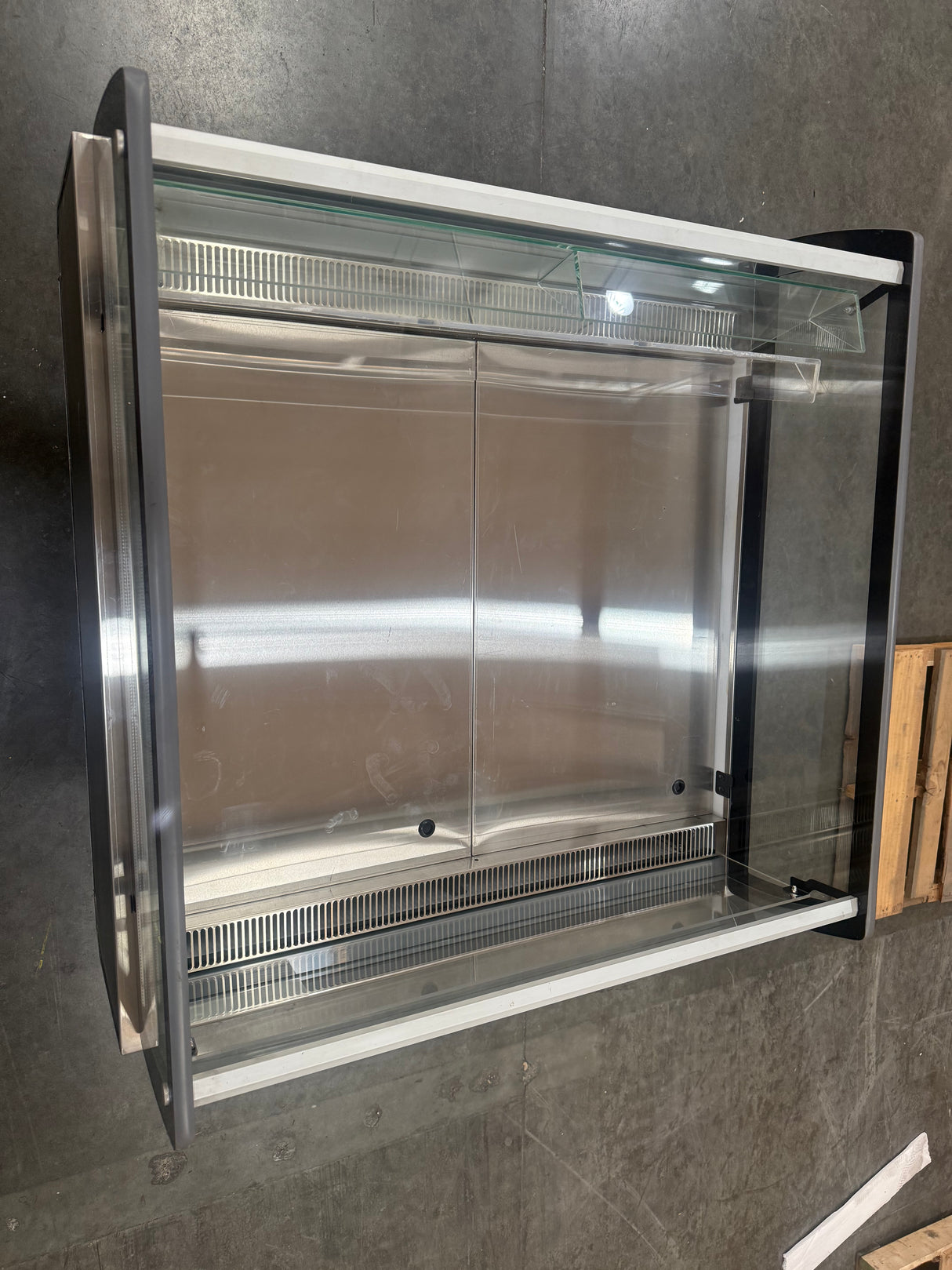 Model 4Y36  36'' Width 44''depth Refrigerated Case Horizontal air curtain self-contained merchandiser