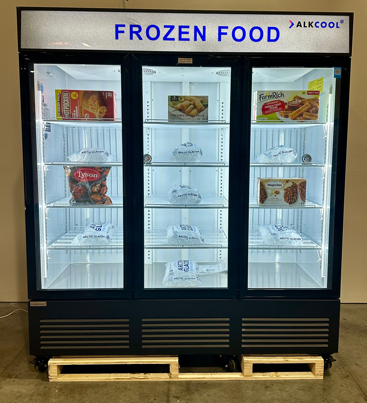 SDGF70 Black Glass Door Merchandising Freezer 10