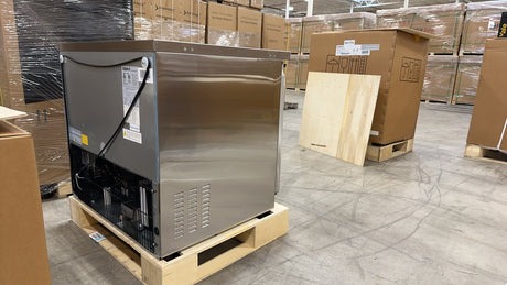 Webcoolers UC-36 36‘’ Undercounter Two Section Door Refrigerator
