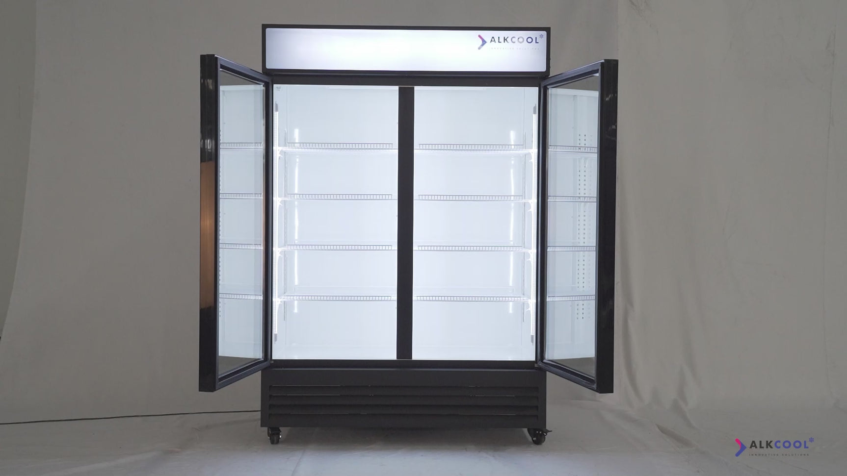 GDR51H Swing Glass Door Merchandiser Refrigerator 10